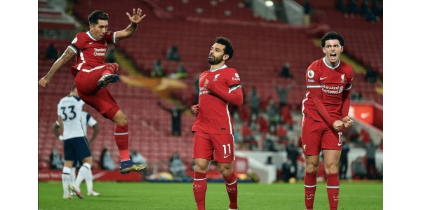 Manchester United ist scheiße, der AC Mailand ist niedergeschlagen