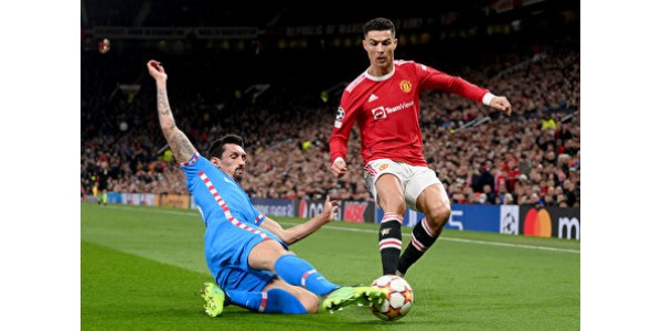 Manchester United erreicht das Achtelfinale