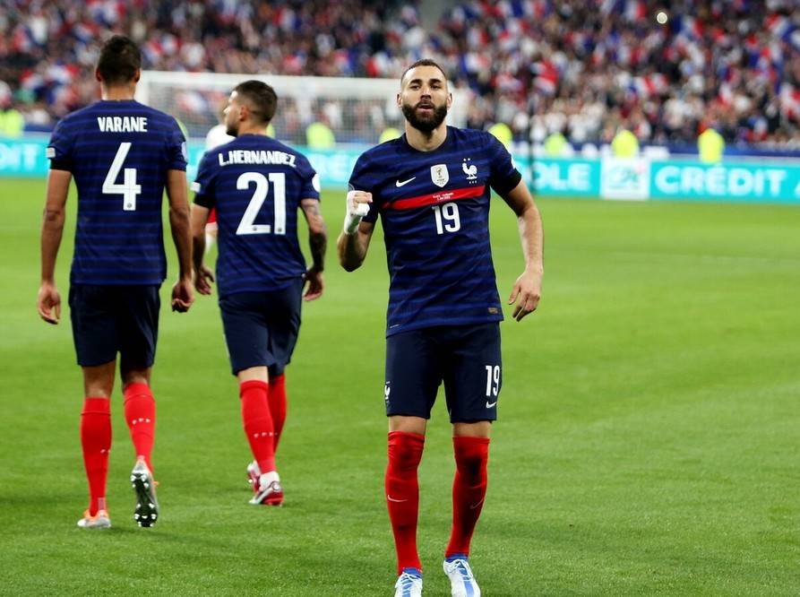 Benzema Tor ging in die Geschichte ein, aber Frankreich wurde trotzdem besiegt