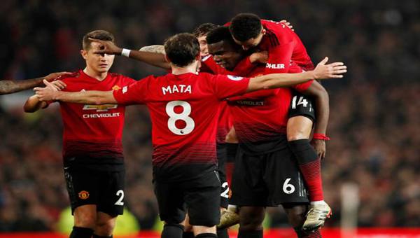 Spieler von Manchester United schließen die Einlösung ab